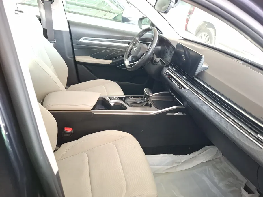 جيلي امجراند GS 2025 