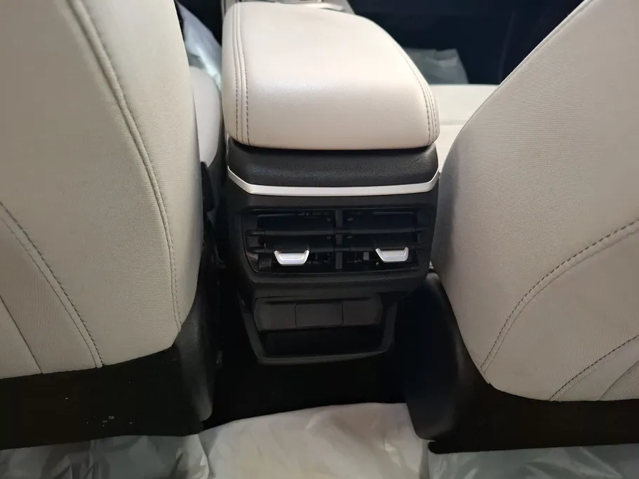 جيلي امجراند GS 2025 