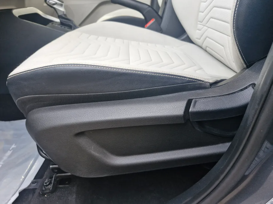 2025 Kia SONET LX 
