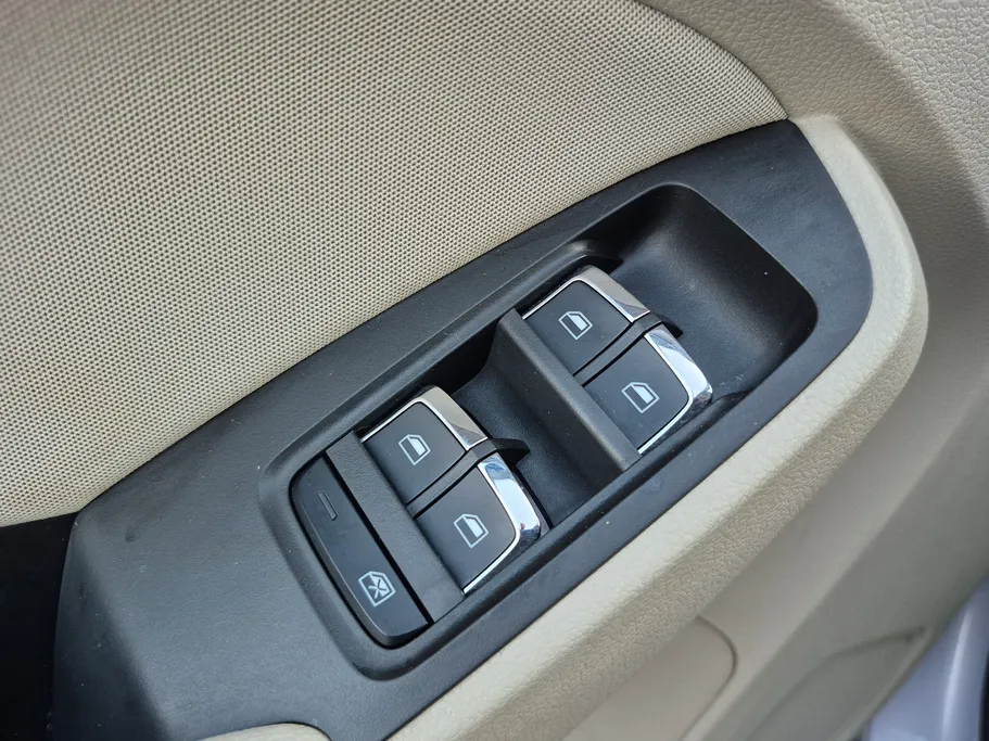 2023 MG RX5 STD 