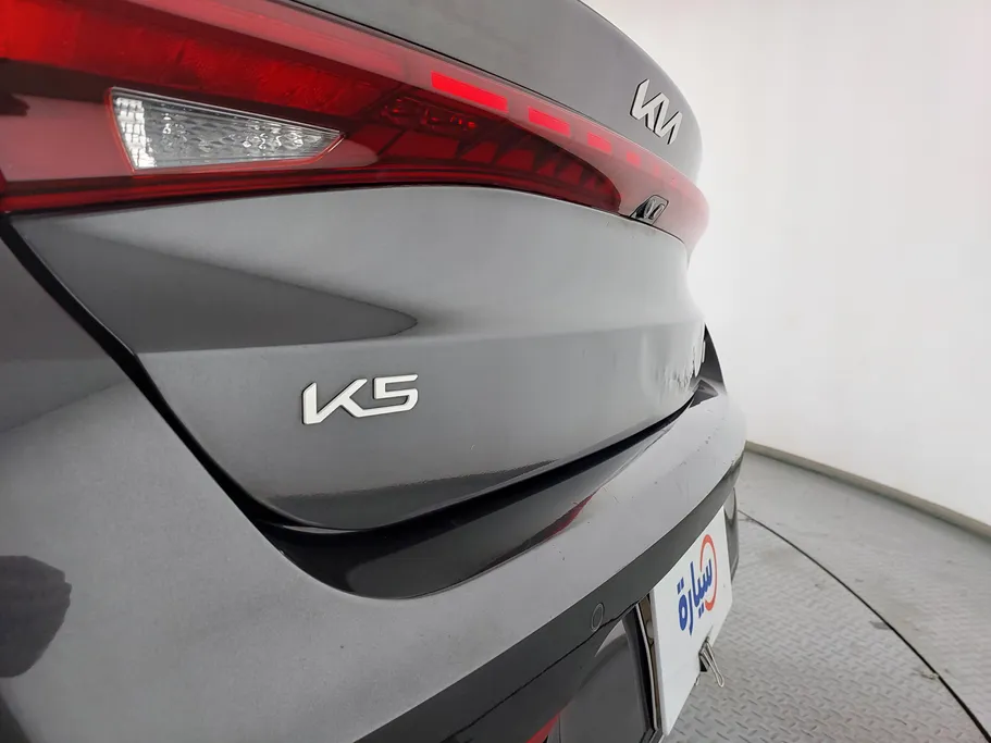 2023 Kia K5 LX 