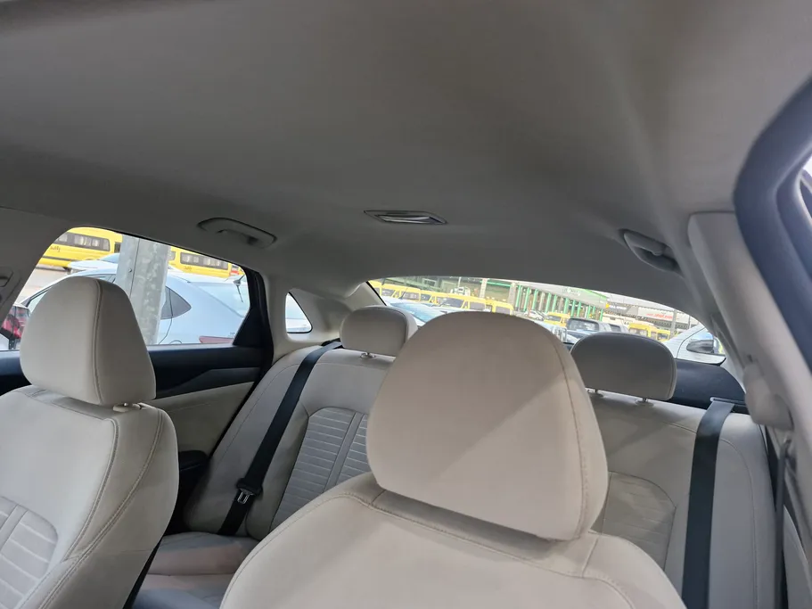 2023 Kia K5 LX 