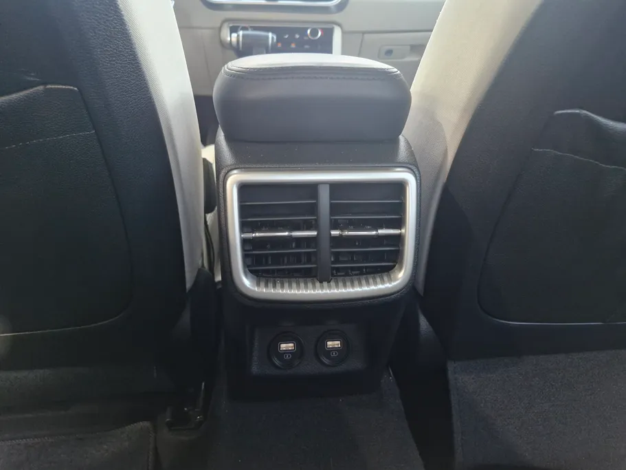 2023 Kia K5 LX 