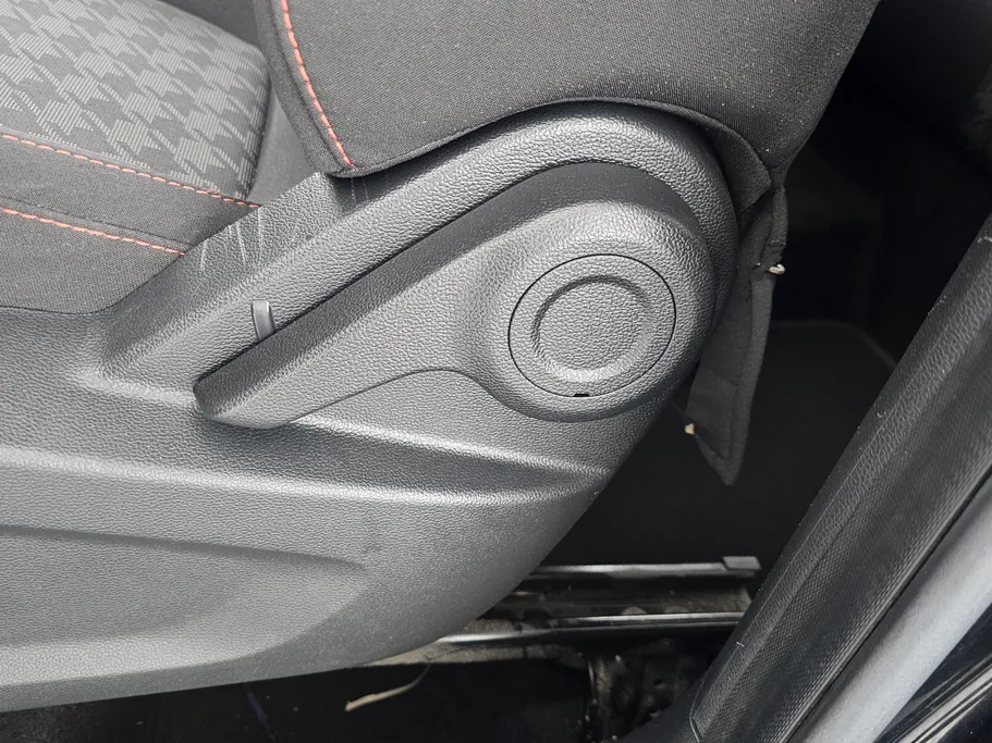 2022 MG ZS STD 