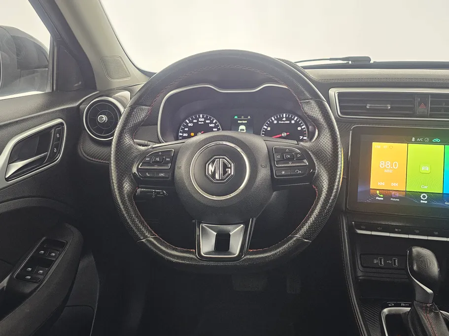 2022 MG ZS STD 