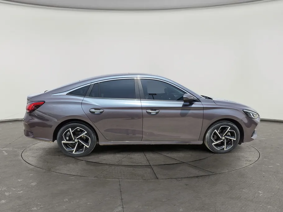 2023 ام جي GT LUX 