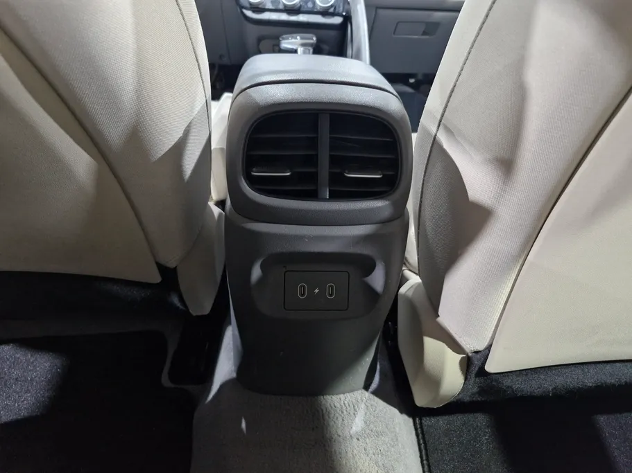2025 Hyundai Elantra Fleet 