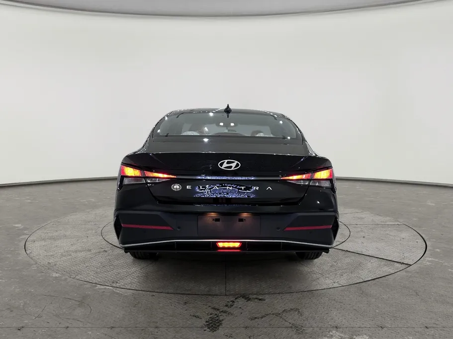 2026 Hyundai Elantra Smart China 