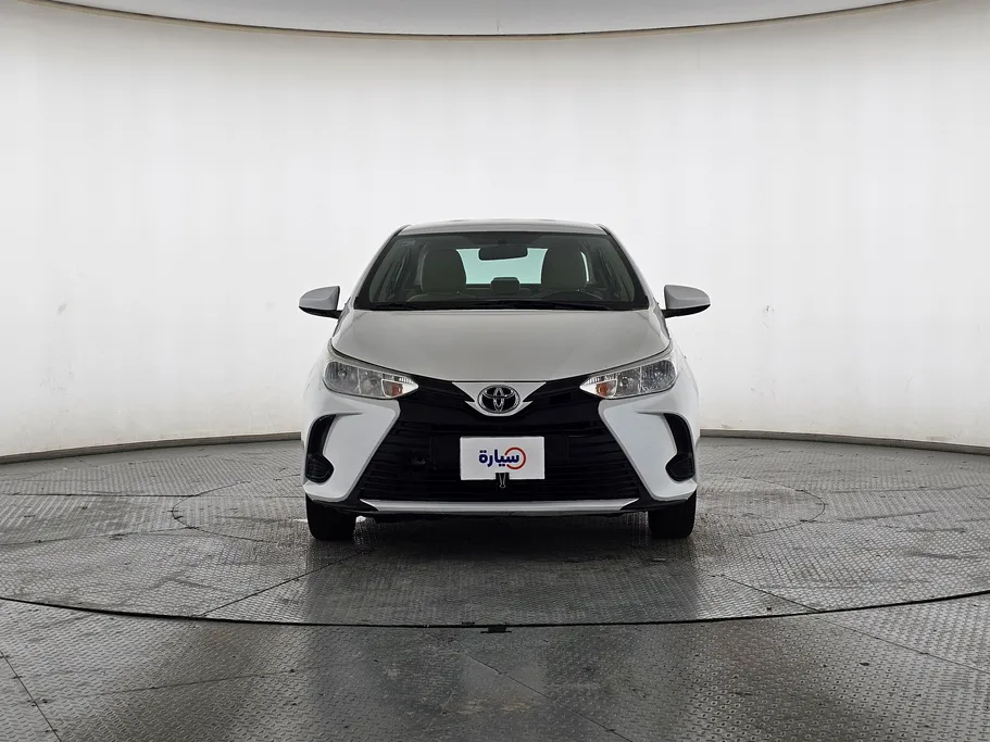 2022 Toyota Yaris  Y 