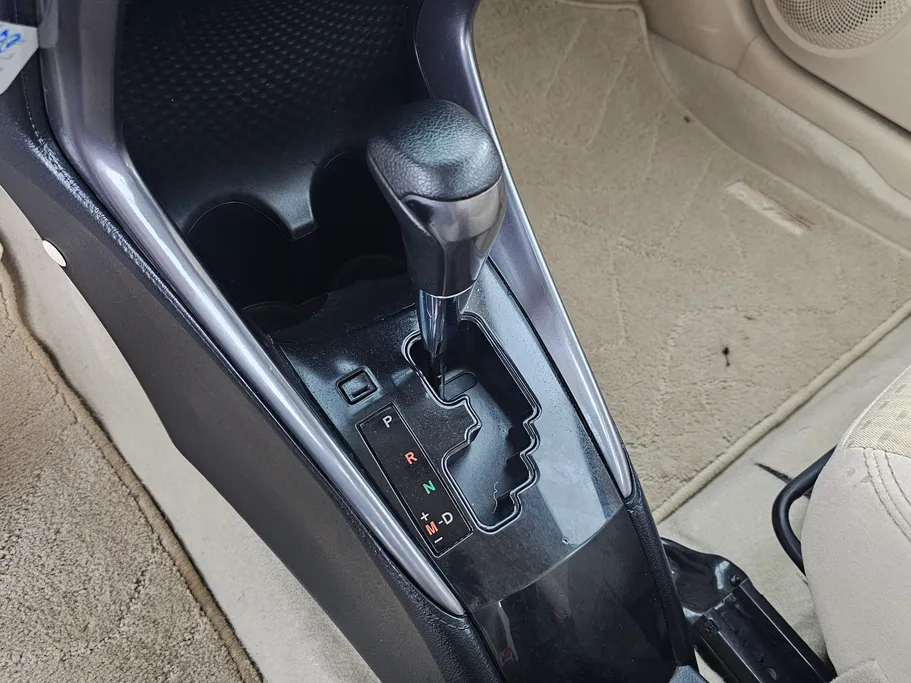 2022 Toyota Yaris  Y 