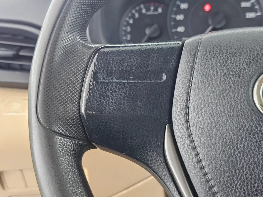 2022 Toyota Yaris  Y 