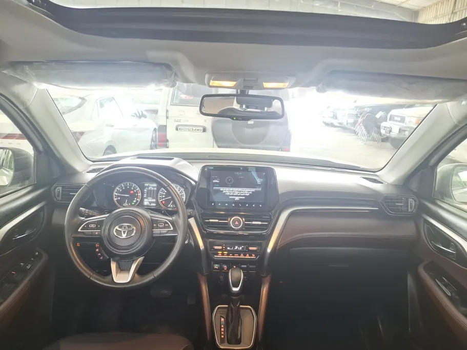 2025 Toyota Urban Cruiser GLX 