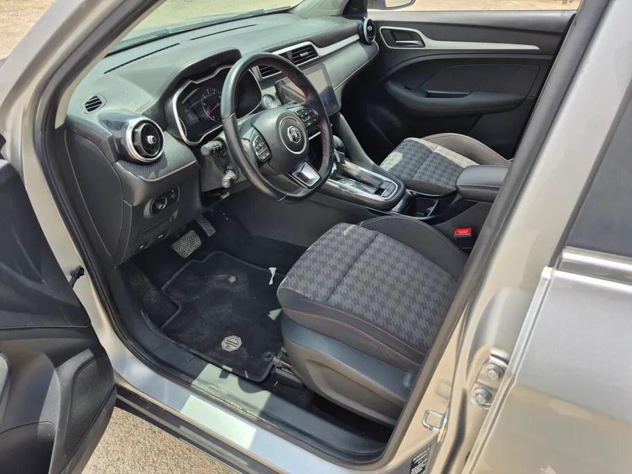 2022 MG ZS STD 