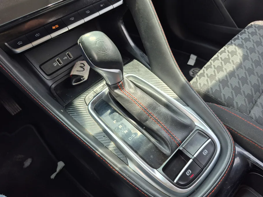2022 MG ZS STD 