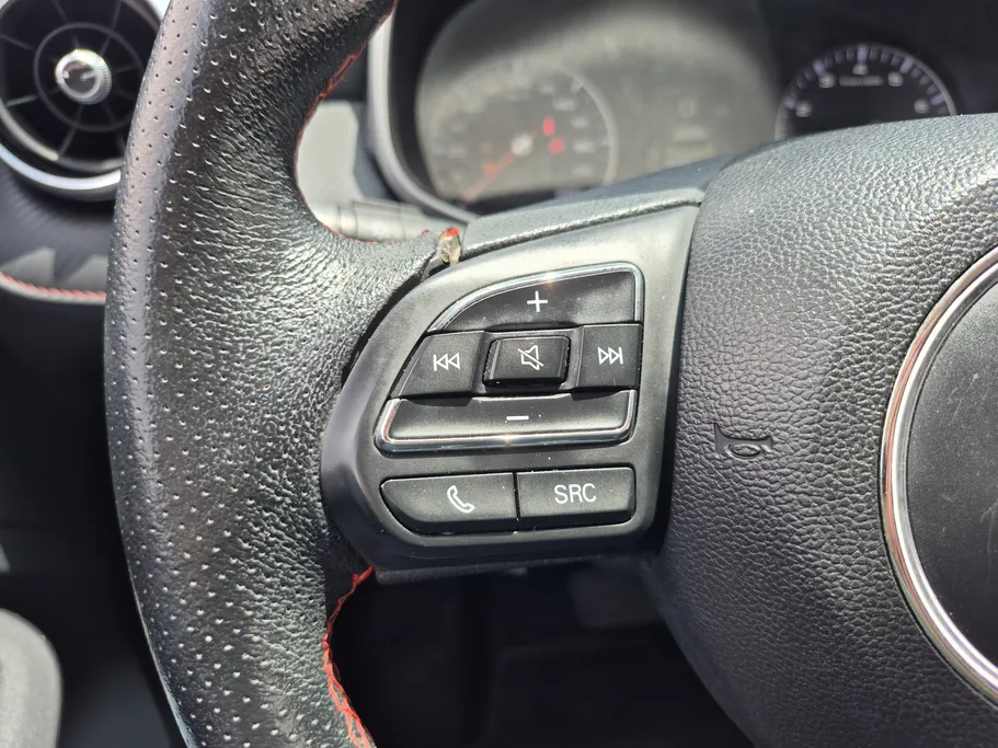 2022 MG ZS STD 