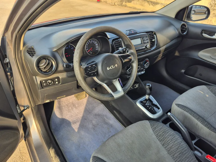 2023 Kia Pegas LX 