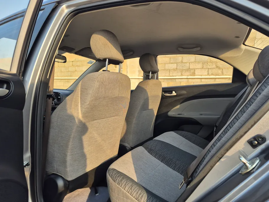 2023 Kia Pegas LX 