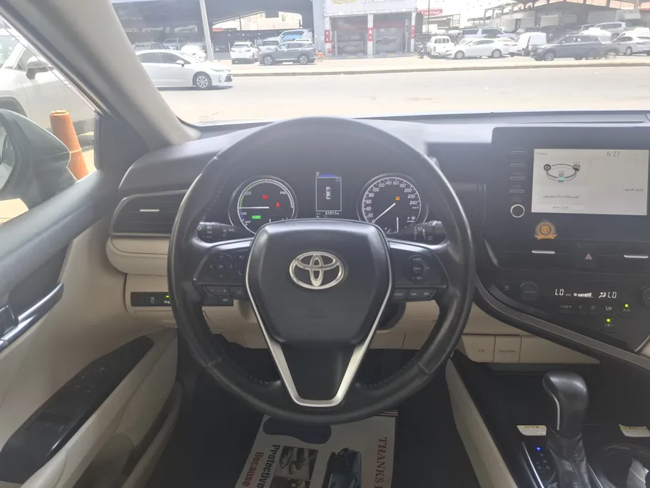 2024 Toyota Camry  GLE HEV  