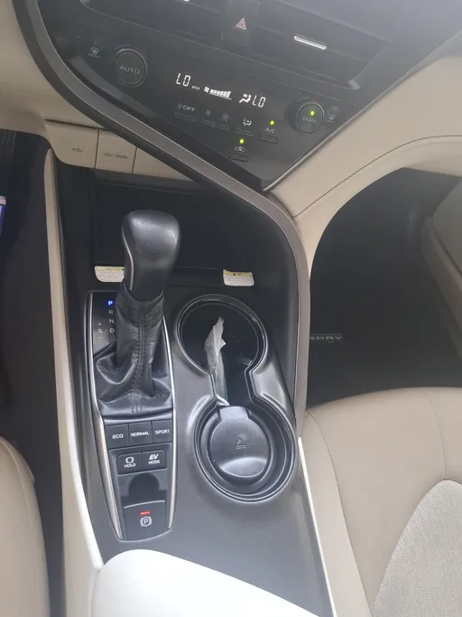 2024 Toyota Camry  GLE HEV  