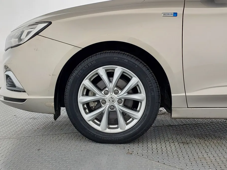2022 MG 5 COM 