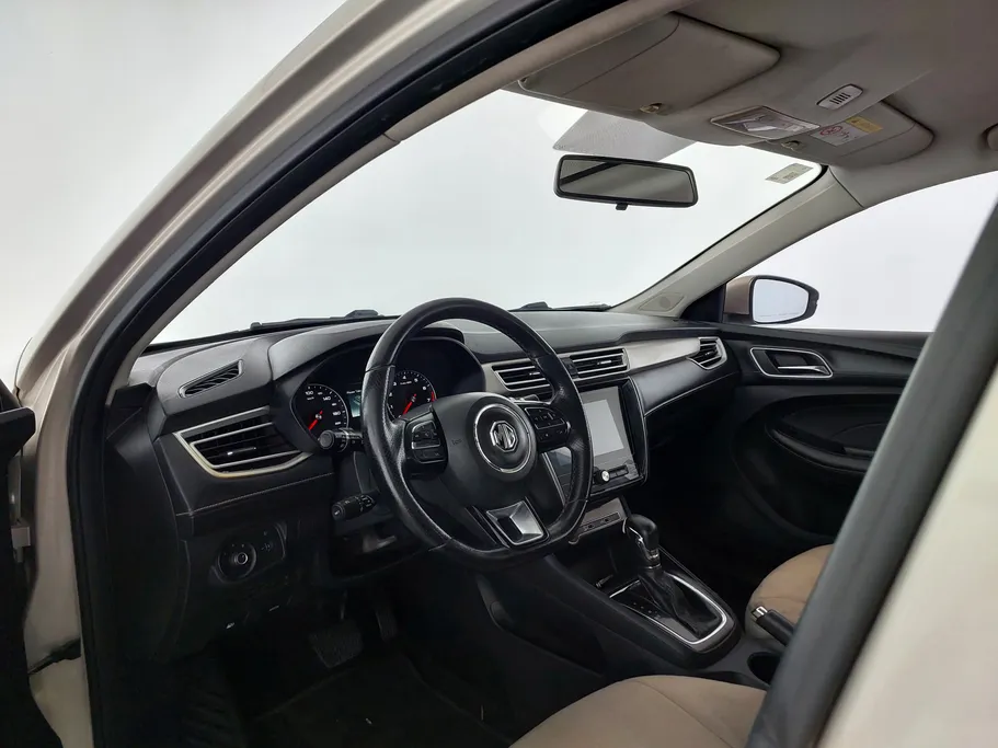 2022 MG 5 COM 