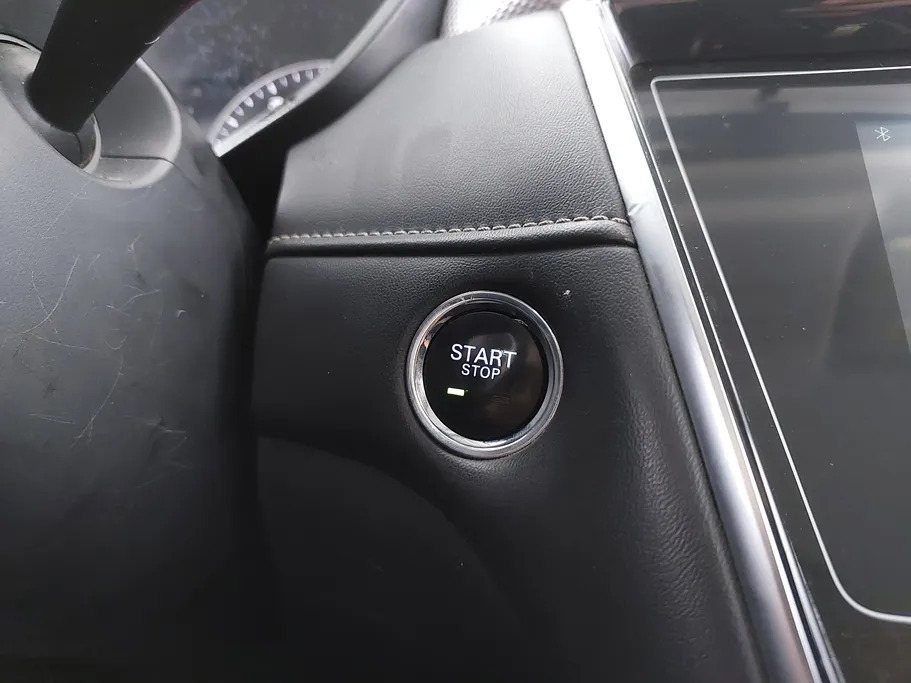 2022 MG 5 COM 