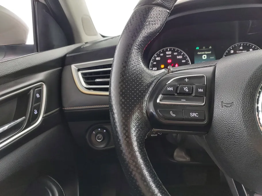 2022 MG 5 COM 