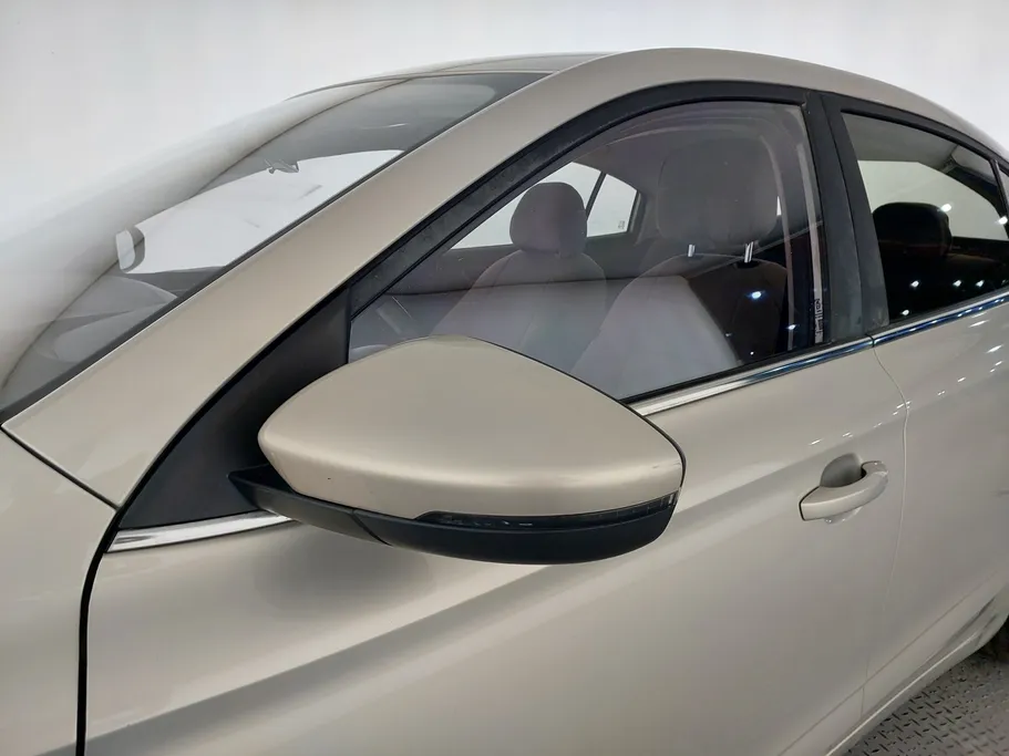 2022 MG 5 COM 