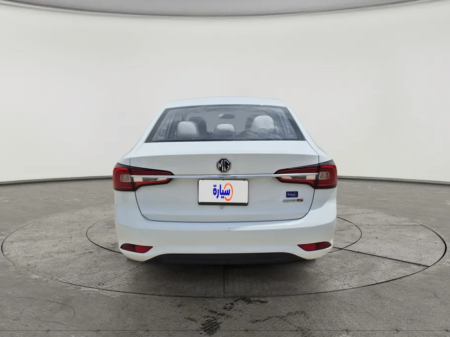 2022 MG 5 STD 
