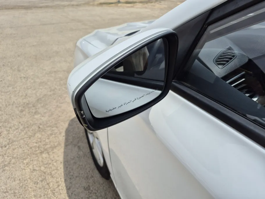 2022 MG 5 STD 