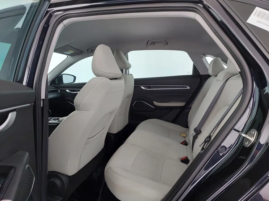 2025 Geely Emgrand GS 