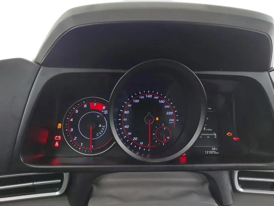 2023 Hyundai Elantra Smart 