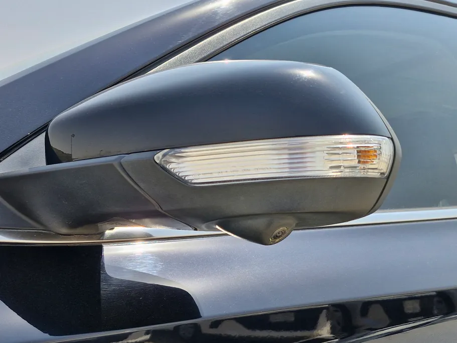 2024 MG ZS LUX 