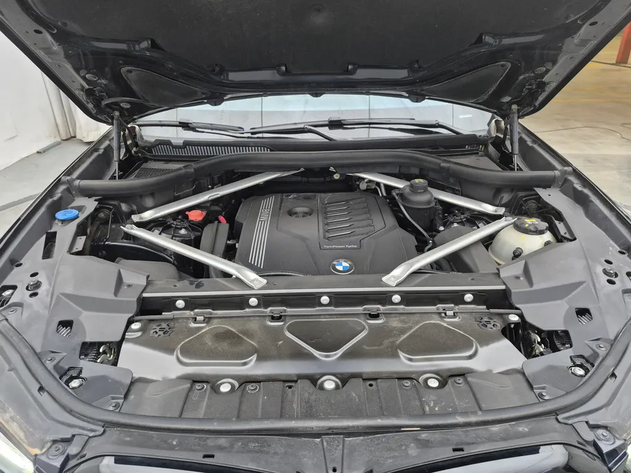 2020 BMW X Series 6 xDrive 40i 
