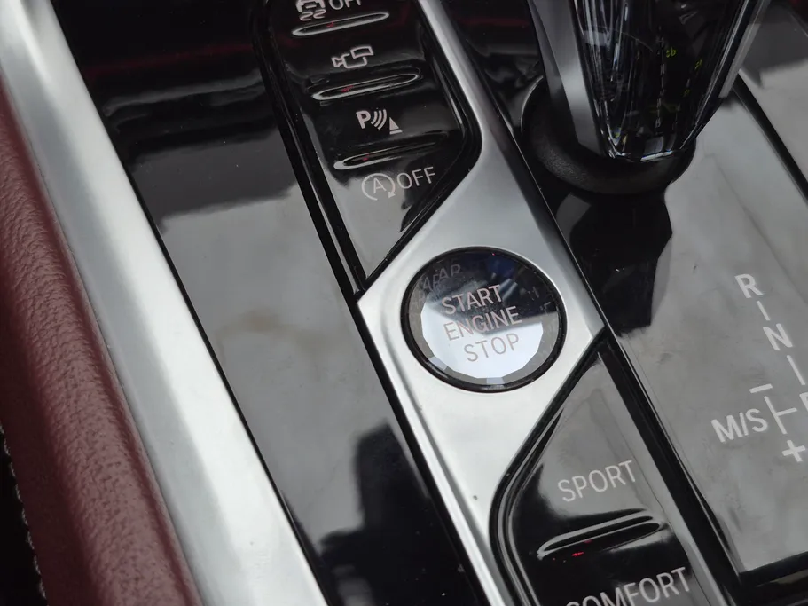 2020 BMW X Series 6 xDrive 40i 
