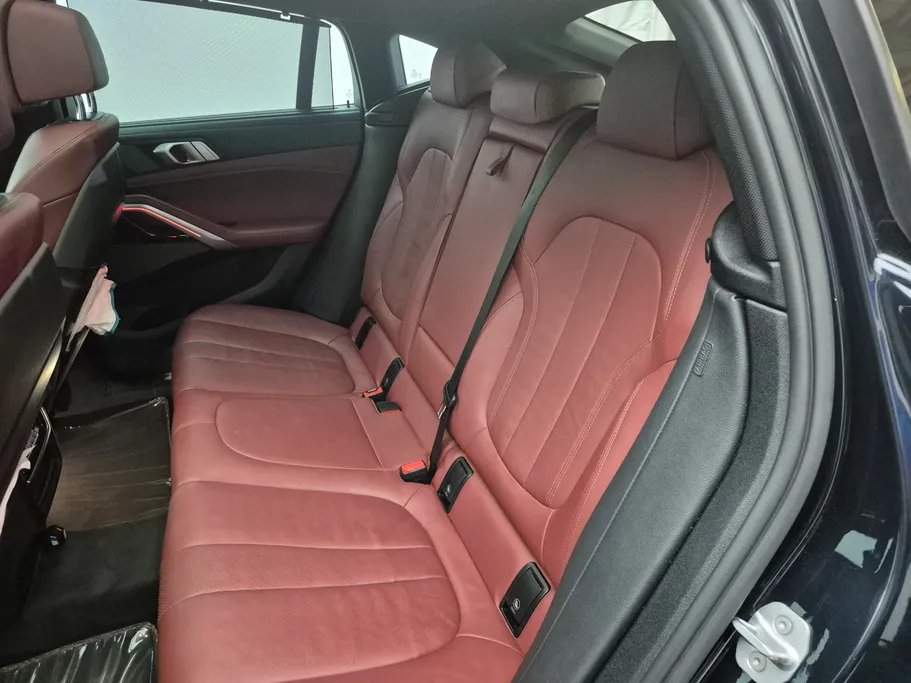 2020 BMW X Series 6 xDrive 40i 