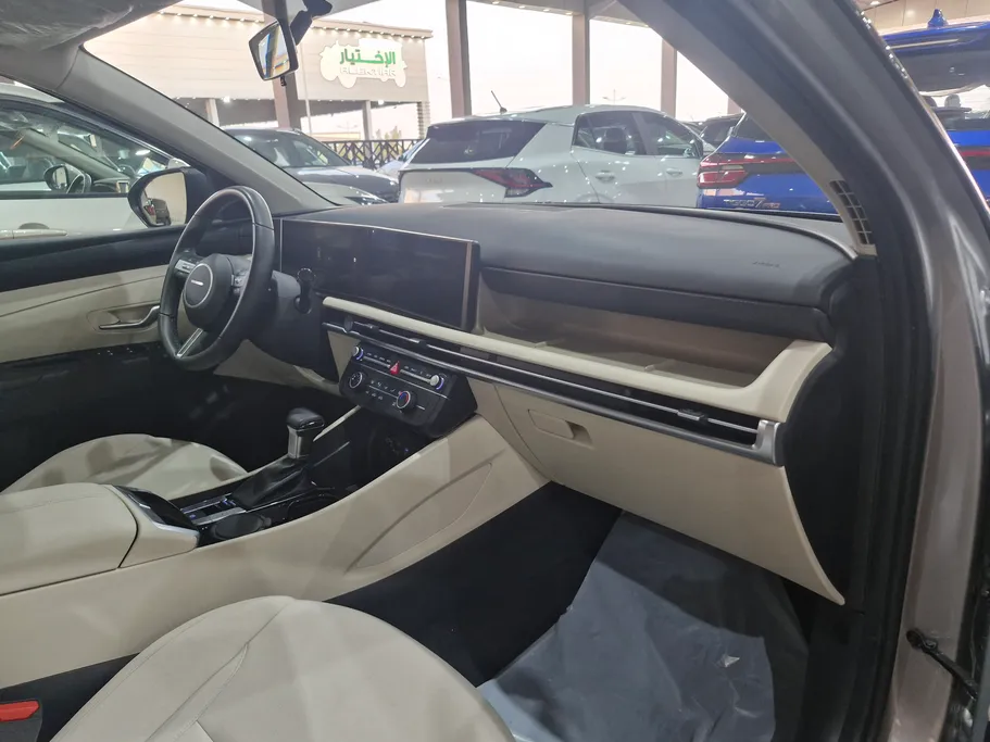 2025 Hyundai Tucson Smart 