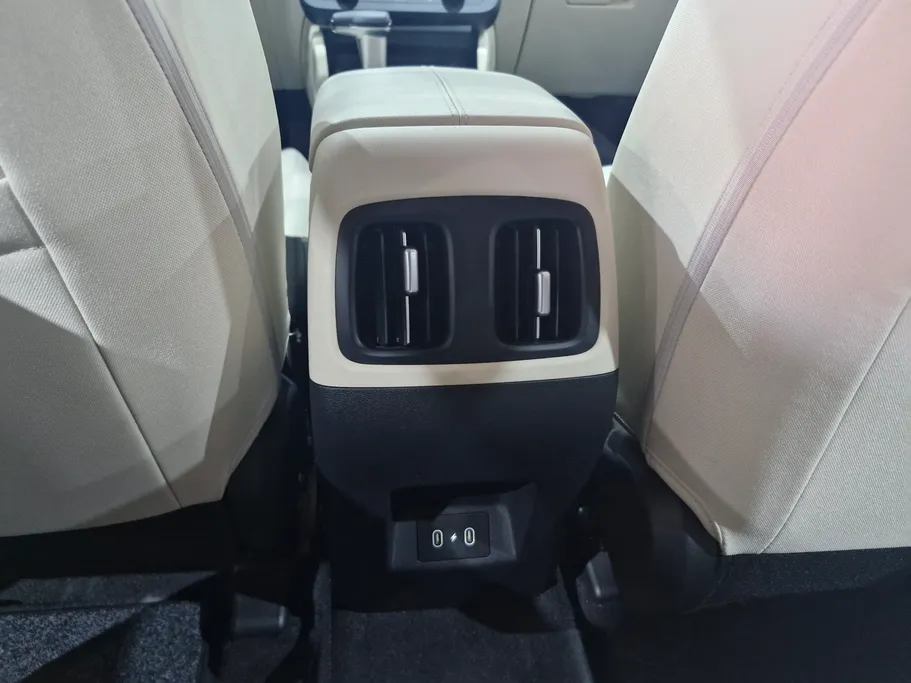 2025 Hyundai Tucson Smart 