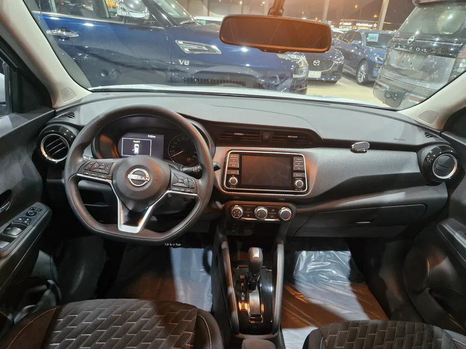 2024 Nissan Kicks S 