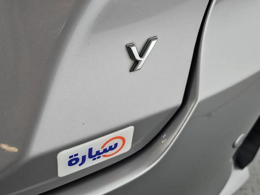 2023 Toyota Yaris  Y 