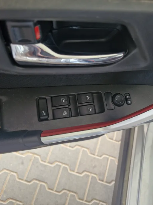 2024 Toyota Raize XLE 