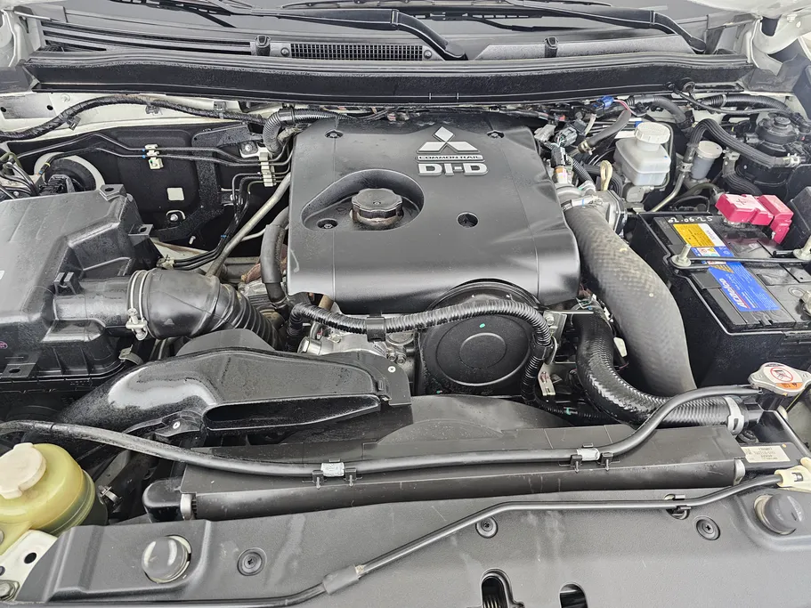 2023 Mitsubishi L200 DC 4x2 