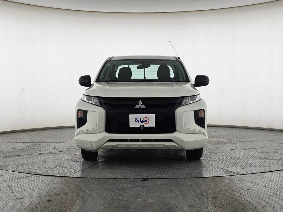 2023 Mitsubishi L200 DC 4x2 