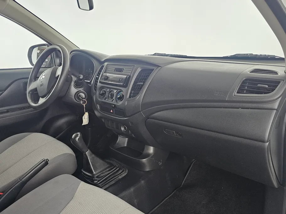 2023 Mitsubishi L200 DC 4x2 