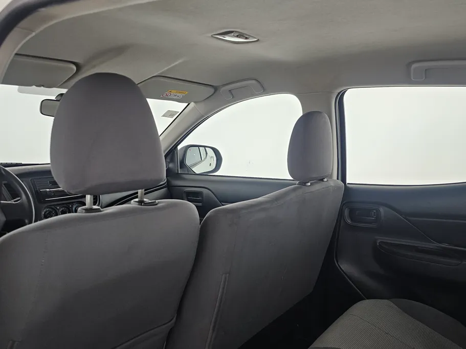 2023 Mitsubishi L200 DC 4x2 