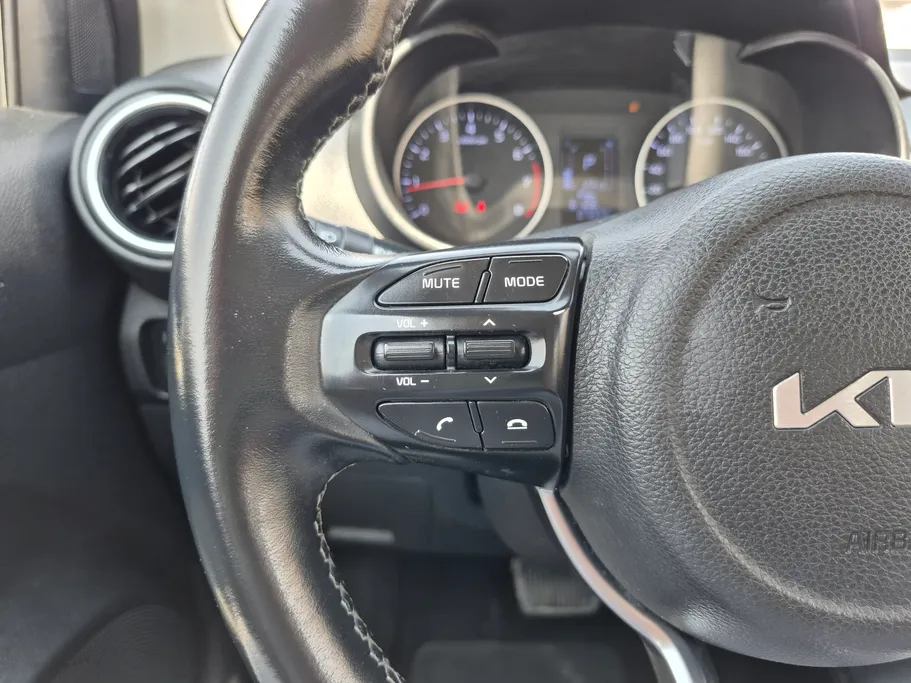 2023 Kia Pegas GL 