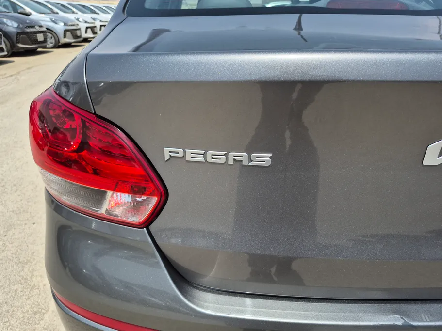2023 Kia Pegas GL 