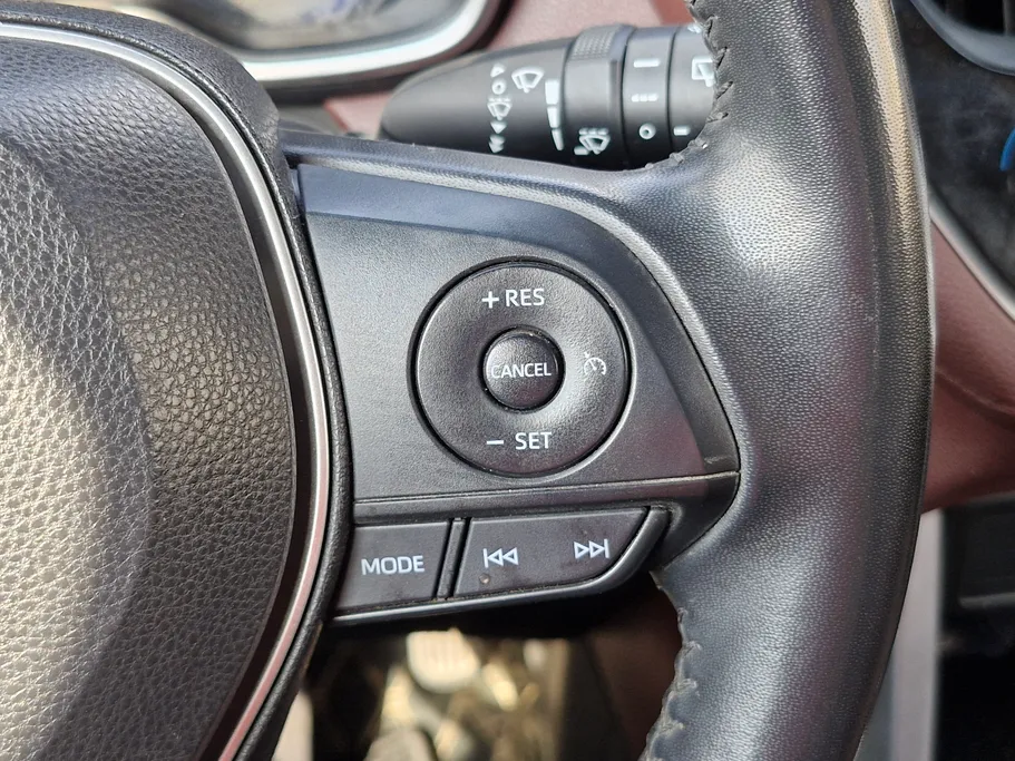 2023 Toyota Corolla Cross LTD HEV 