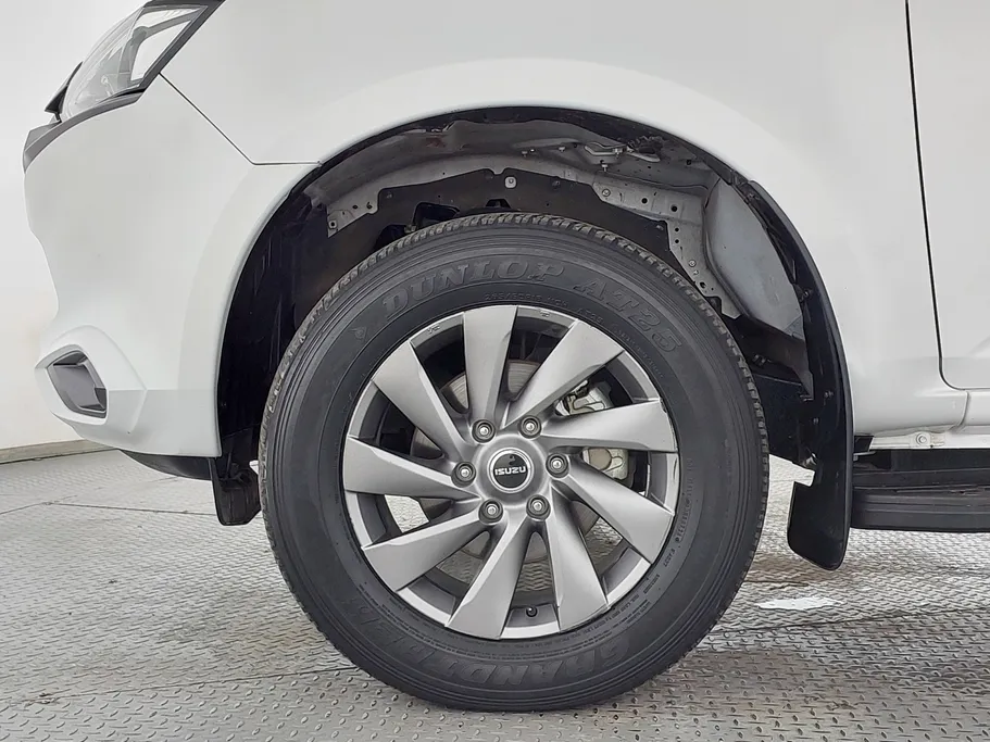 2024 Isuzu MU Full 
