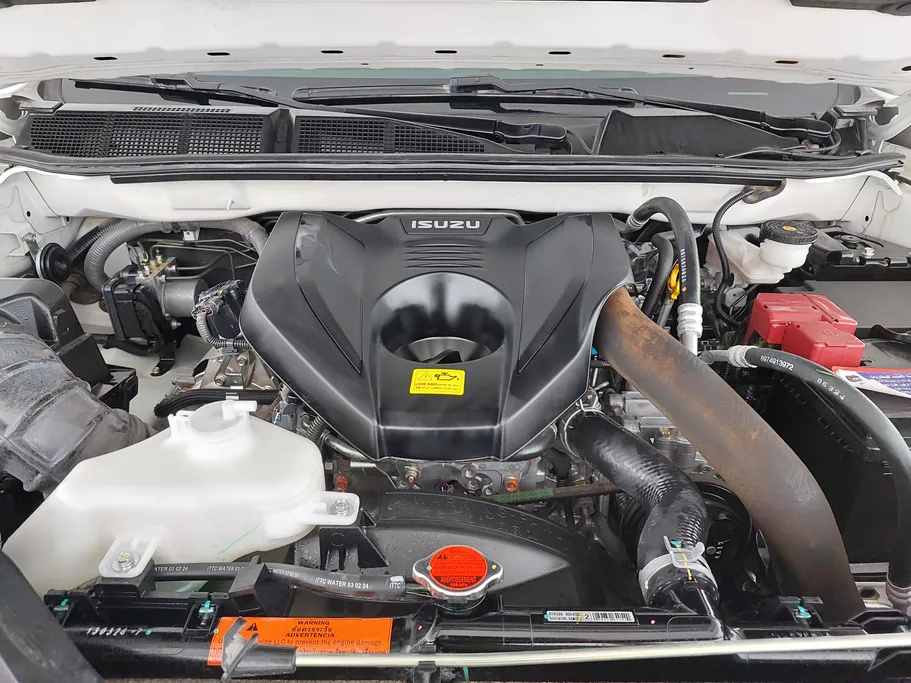 2024 Isuzu MU Full 